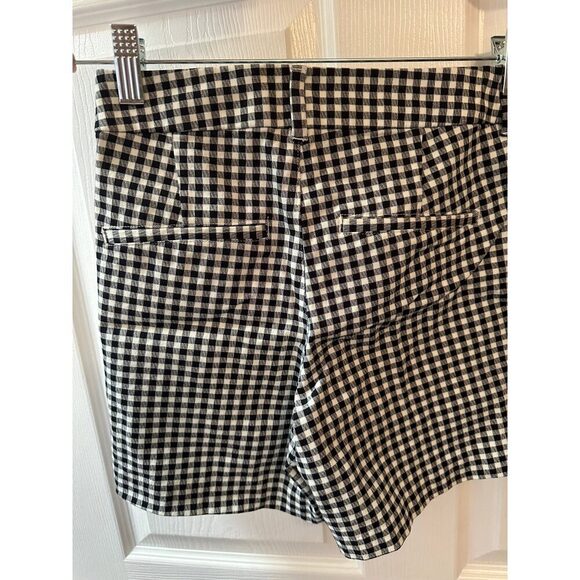 Old Navy Shorts Sz xs - Picture 2 of 4